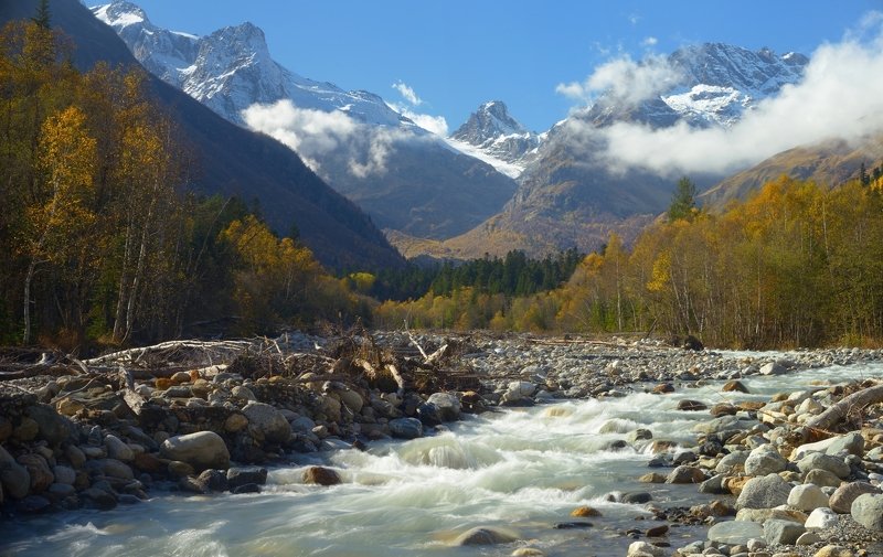 Домбай фото осенью город