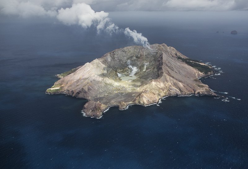 остров вулкан