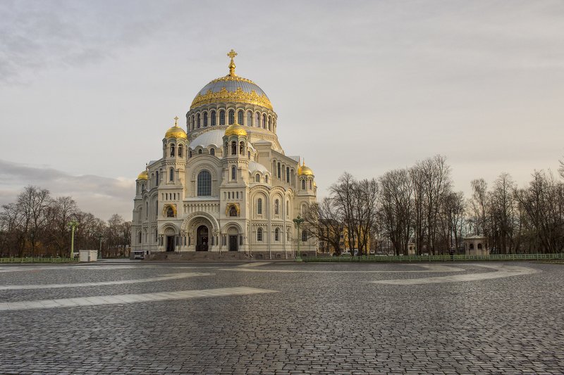 Морской собор день...