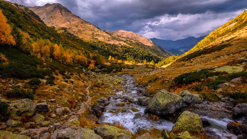 Осень в Кавказских горах