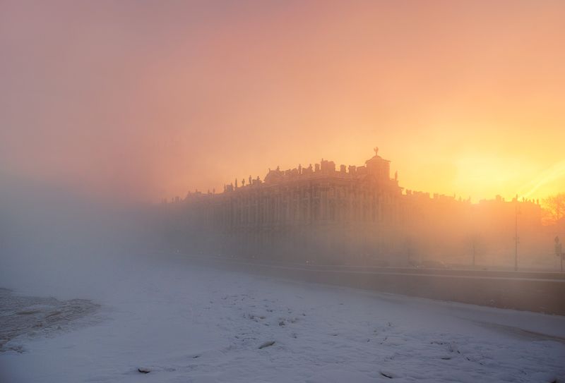Зимний дворец...
