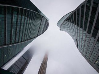 Запутались в облаках. Сити. Сегодня утром