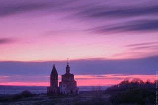 Старая заброшенная церковь