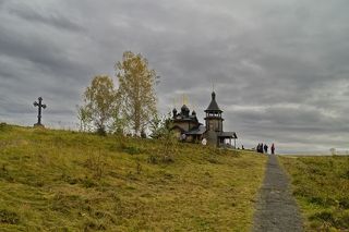 На самом высоком месте...