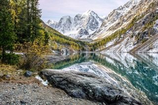 Застывшее спокойствие осеннего утра