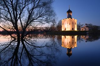 Весна на Нерли