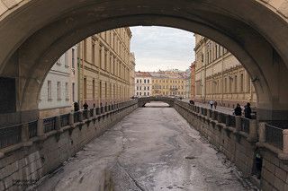 Зимняя канавка