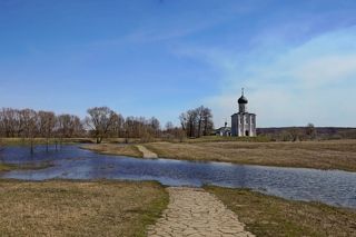 Апрель на Нерли