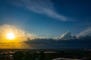 Закат над городом