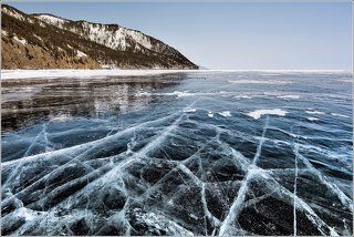 Весенний пейзаж Байкала