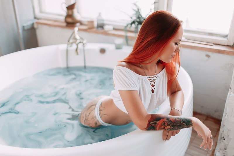Redhead makeout cute shower