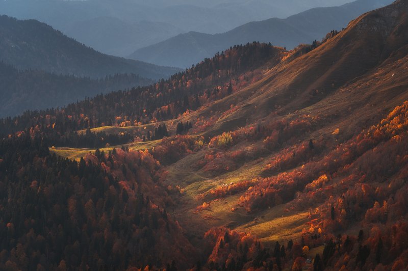 Осень на склоне горы