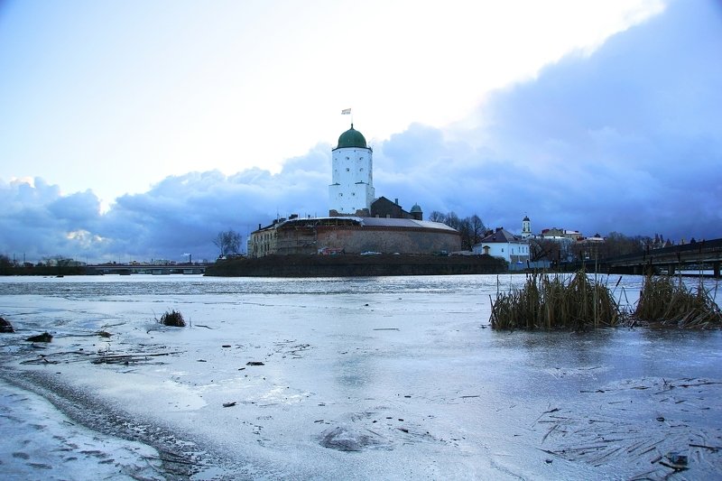 The morning of the Vyborg castle