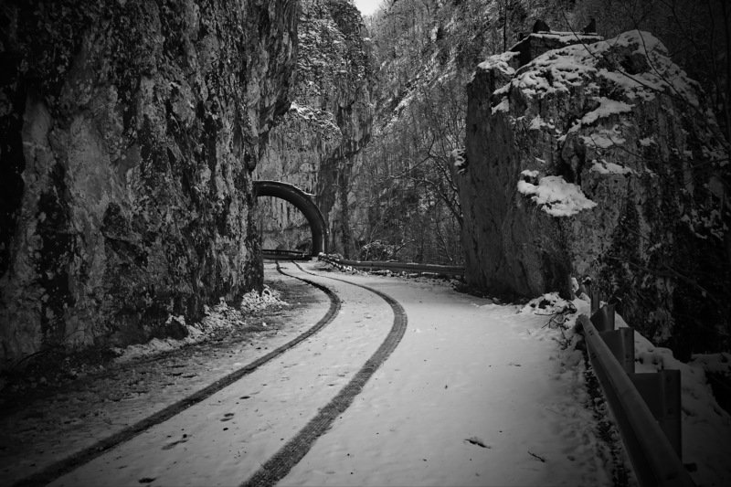 Прежнюю дорогу. Старая дорога. Швейцария дорога. Фотограф Горная дорога. Старая дорога фото.