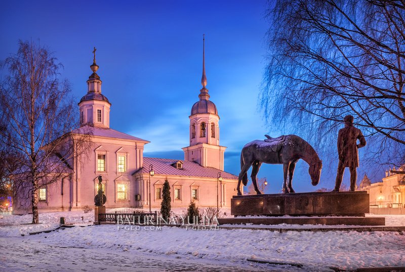 Церковь Александра Невского и памятник Батюшкову
