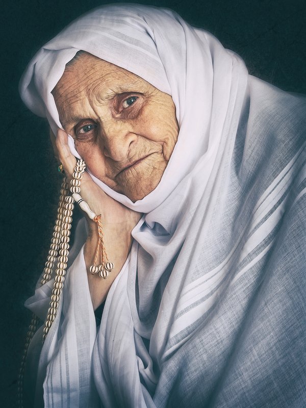 Портрет андийской женщины