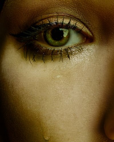 My eyes should tell you the story