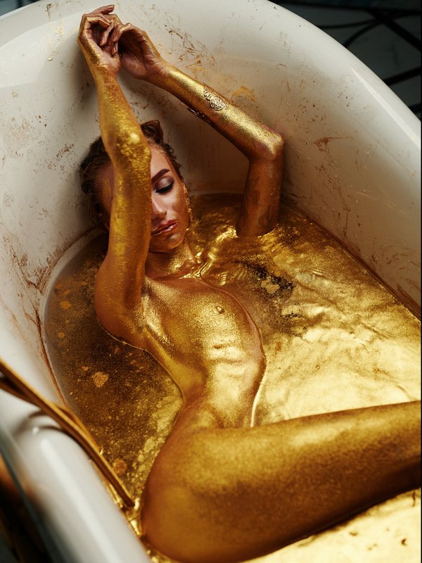Golden bath 1