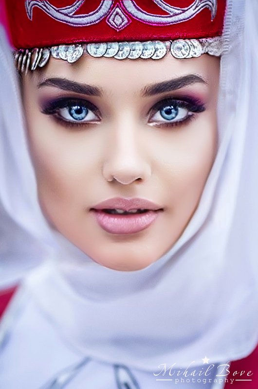 Девушка из Туниса