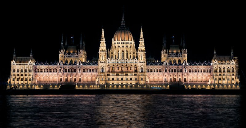 Парламент Будапешта
