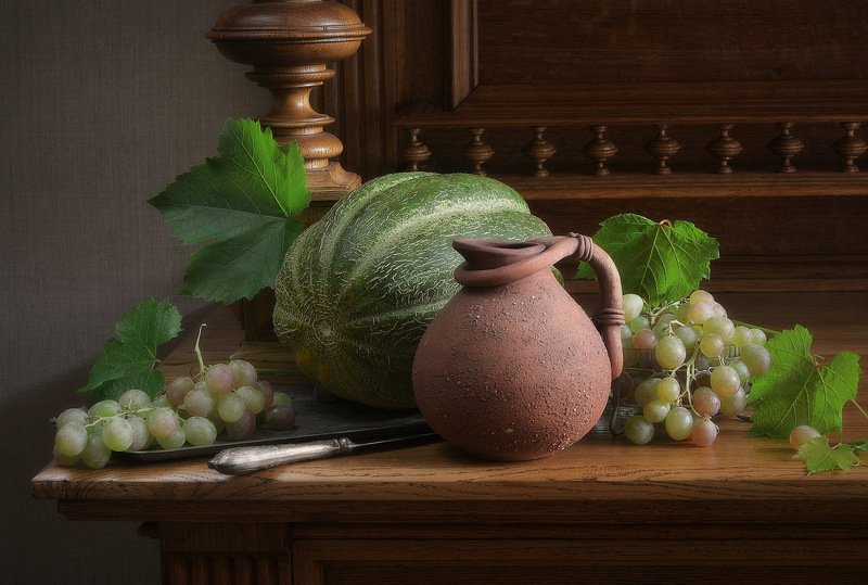 Натюрморт с малиновым вином